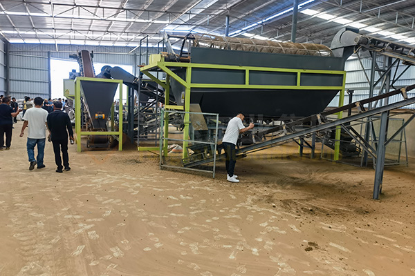 餐廚垃圾變有機肥設備工藝流程