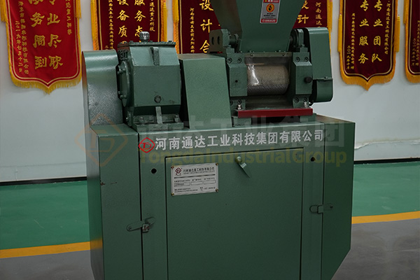 雞糞生產有機肥設備廠家哪家好?養殖場雞糞發酵有機肥的設備有哪些?