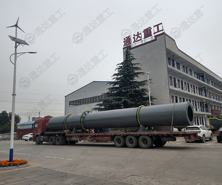 豬糞制作有機(jī)肥的工藝流程步驟，豬糞加工有機(jī)肥設(shè)備生產(chǎn)廠家哪家好？