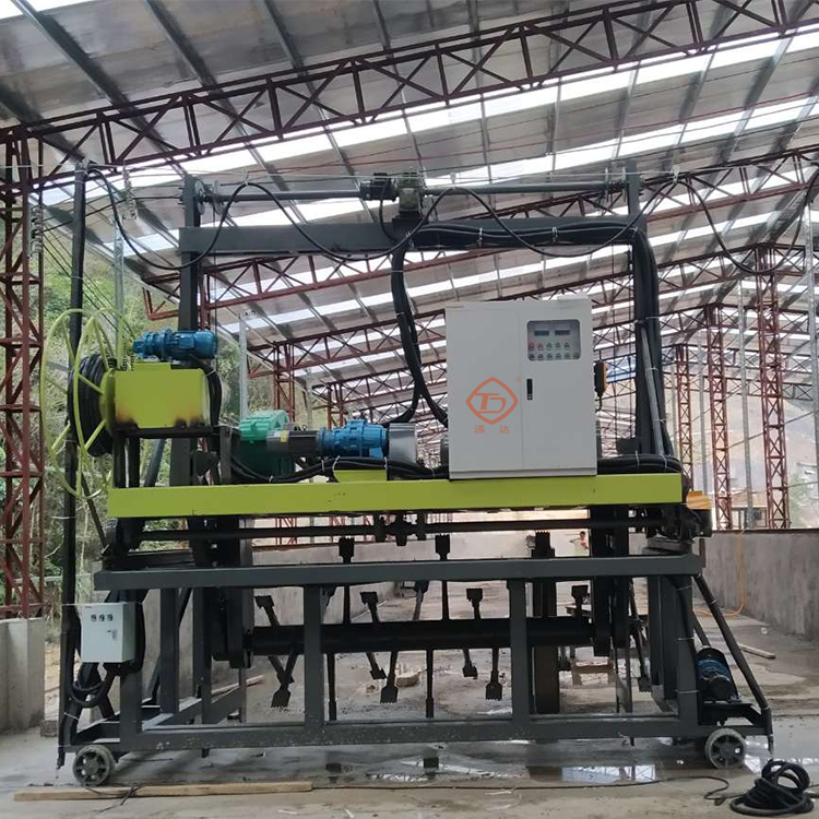 年產1萬噸牛糞做有機肥適合哪種發酵翻堆設備